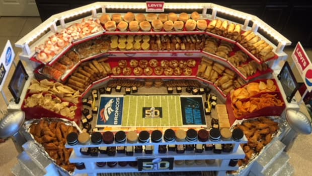 overhead-snackadium.jpg